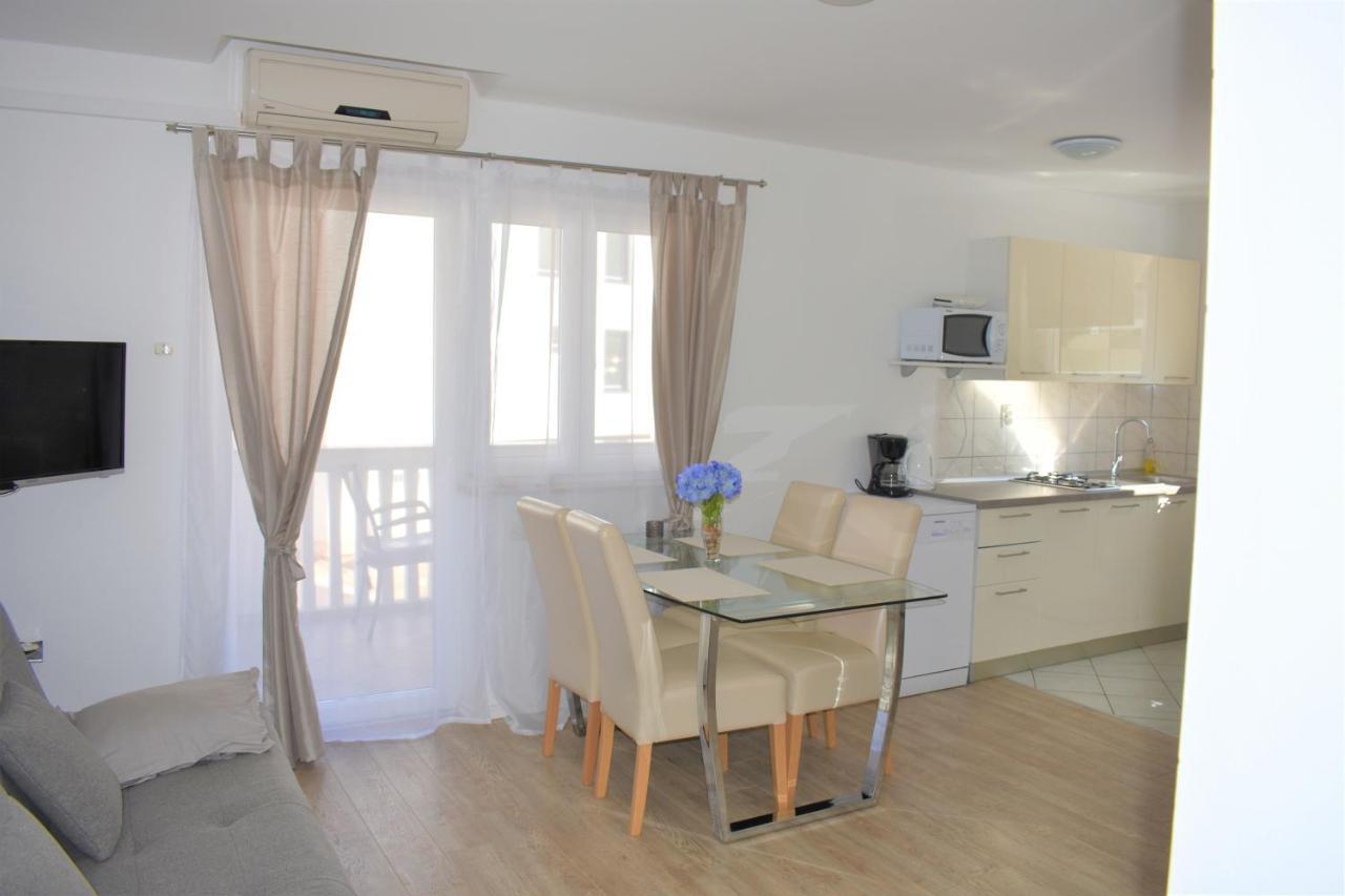 Apartments Janja Murter Esterno foto