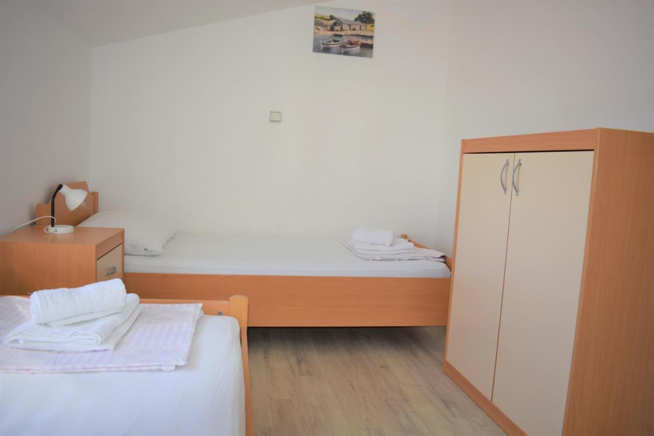 Apartments Janja Murter Esterno foto
